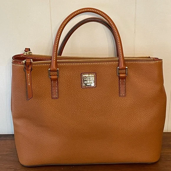Dooney and bourke willa zip satchel sales